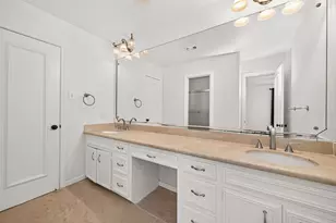 8615 La Fonte St, Houston, TX 77024 - Photo 39