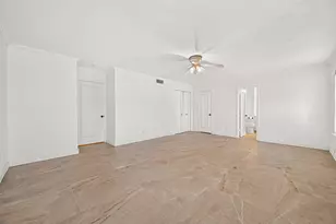 8615 La Fonte St, Houston, TX 77024 - Photo 27