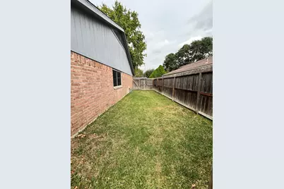 7215 La Entrada Drive, Houston, TX 77083 - Photo 19