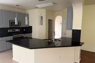 2511 Pine Shadows Dr, Sugar Land, TX 77479 - Photo 7