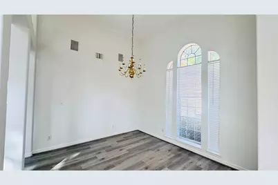 1702 Berkoff Drive, Sugar Land, TX 77479 - Photo 5