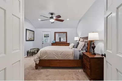 1802 Brushy Creek Drive, Sugar Land, TX 77478 - Photo 27
