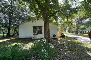4421 Leffingwell St, Houston, TX 77026 - Photo 9