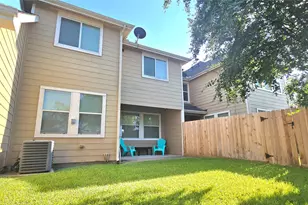 14226 Silver Hollow Ln, Houston, TX 77082 - Photo 11