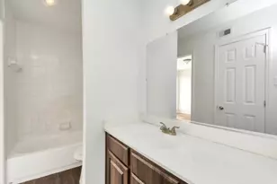 3600 Jeanetta St, Houston, TX 77063 - Photo 11