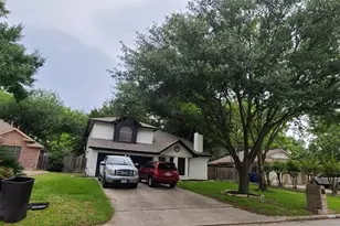 22510 Red Pine Dr, Tomball, TX 77375 - Photo 3