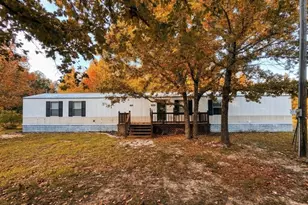 17750 County Road 224, Buffalo, TX 75831 - Photo 1