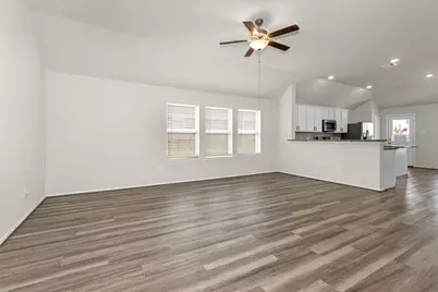 429 Branch Oak Court, La Marque, TX 77568 - Photo 9