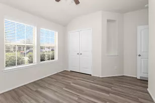 429 Branch Oak Ct, La Marque, TX 77568 - Photo 29