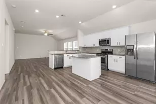 429 Branch Oak Ct, La Marque, TX 77568 - Photo 15