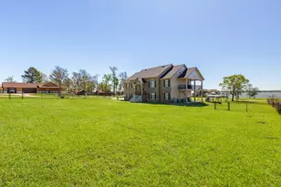 264 Falcon Point, Onalaska, TX 77360 - Photo 43