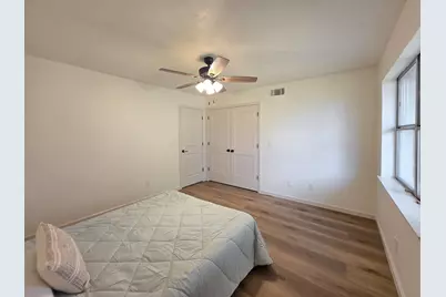 387 Indian Hill, Livingston, TX 77351 - Photo 11