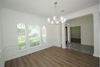 1919 Oakhurst Parkway, Sugar Land, TX 77479 - Photo 9