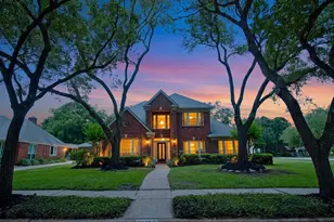 1919 Oakhurst Pkwy, Sugar Land, TX 77479 - Photo 1