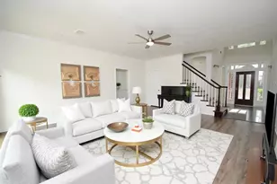 1919 Oakhurst Pkwy, Sugar Land, TX 77479 - Photo 3