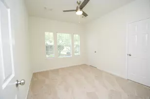 1919 Oakhurst Pkwy, Sugar Land, TX 77479 - Photo 29
