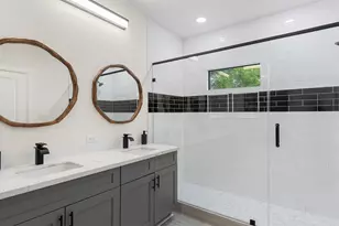 10002 Wilma Ln, Beach City, TX 77523 - Photo 25