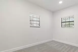 10002 Wilma Ln, Beach City, TX 77523 - Photo 29