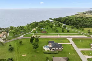 10002 Wilma Ln, Beach City, TX 77523 - Photo 33