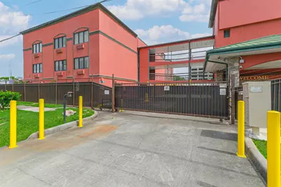 1025 Swanson Street #209, Houston, TX 77030 - Photo 17