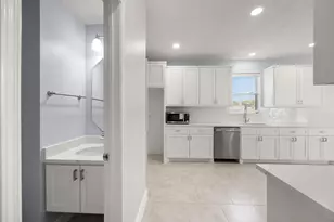 2430 Waterwood Dr, Sugar Land, TX 77479 - Photo 17