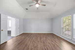 2430 Waterwood Dr, Sugar Land, TX 77479 - Photo 33