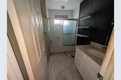 11623 W Bellfort Avenue, Houston, TX 77099 - Photo 9
