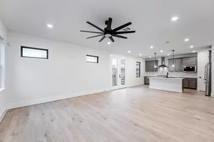 12018 Royal Oaks Banner Wy, Houston, TX 77082 - Photo 11