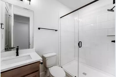 12018 Royal Oaks Banner Way, Houston, TX 77082 - Photo 15