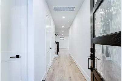 12018 Royal Oaks Banner Way, Houston, TX 77082 - Photo 3