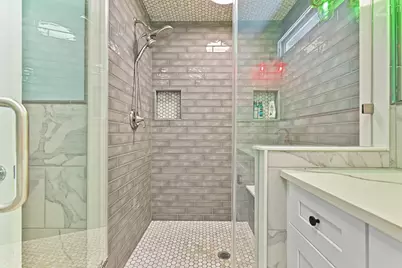 303 Tahiti Road, Tiki Island, TX 77554 - Photo 17