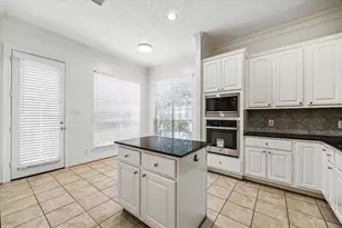 2838 Briarhurst Park, Houston, TX 77057 - Photo 11