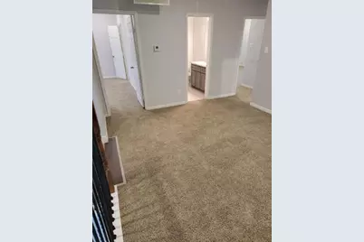 8203 Oak Knoll Lane #B, Houston, TX 77028 - Photo 5