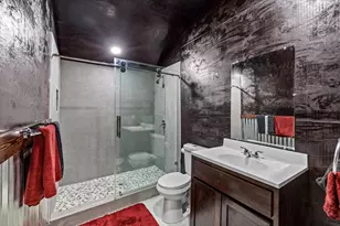 2823 Avenue Q, Galveston, TX 77550 - Photo 11