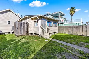 2823 Avenue Q, Galveston, TX 77550 - Photo 3