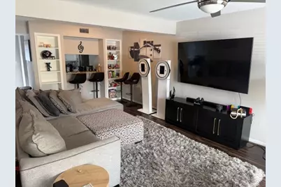 6111 Beverly Hill Street #35, Houston, TX 77057 - Photo 3