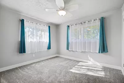 101 W Larkspur Drive, Hillcrest Village, TX 77511 - Photo 15