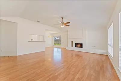 4510 Dawn Creek Lane, Spring, TX 77388 - Photo 9