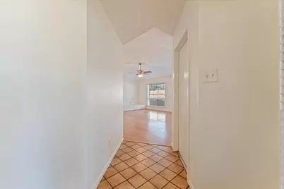 4510 Dawn Creek Lane, Spring, TX 77388 - Photo 5