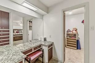 1100 Broadmoor Dr, Bryan, TX 77802 - Photo 33