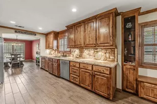 1100 Broadmoor Dr, Bryan, TX 77802 - Photo 13