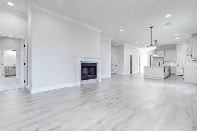 8405 Folkstone Lane, Houston, TX 77075 - Photo 19