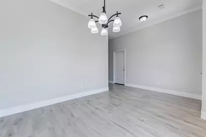 8405 Folkstone Lane, Houston, TX 77075 - Photo 7