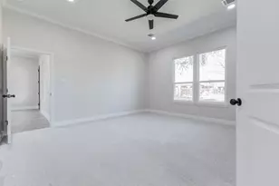 8405 Folkstone Ln, Houston, TX 77075 - Photo 31