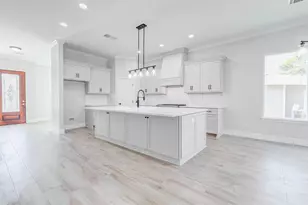 8405 Folkstone Ln, Houston, TX 77075 - Photo 13