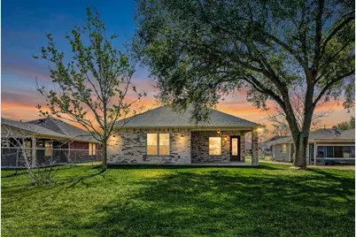 8405 Folkstone Lane, Houston, TX 77075 - Photo 3