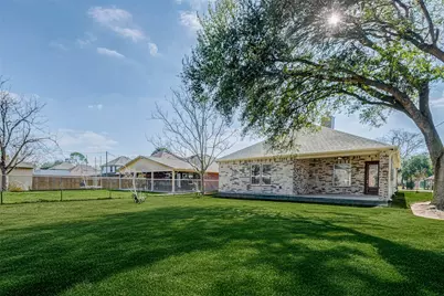 8405 Folkstone Lane, Houston, TX 77075 - Photo 39