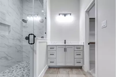 8405 Folkstone Lane, Houston, TX 77075 - Photo 33