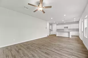 10743 Red Flagstone Dr, Conroe, TX 77306 - Photo 7