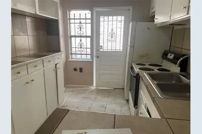 11639 Chimney Rock Road #A, Houston, TX 77035 - Photo 5